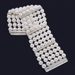 18K White Gold Diamond and South Sea Pearl Bracelet