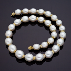 18K Yellow Gold Diamond and South Sea Pearl Necklace