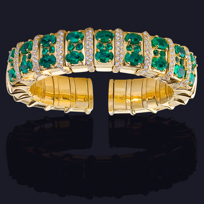 18K Yellow Gold Emerald and Diamond Bracelet