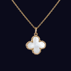 18K Yellow Gold and Mother of Pearl Necklace